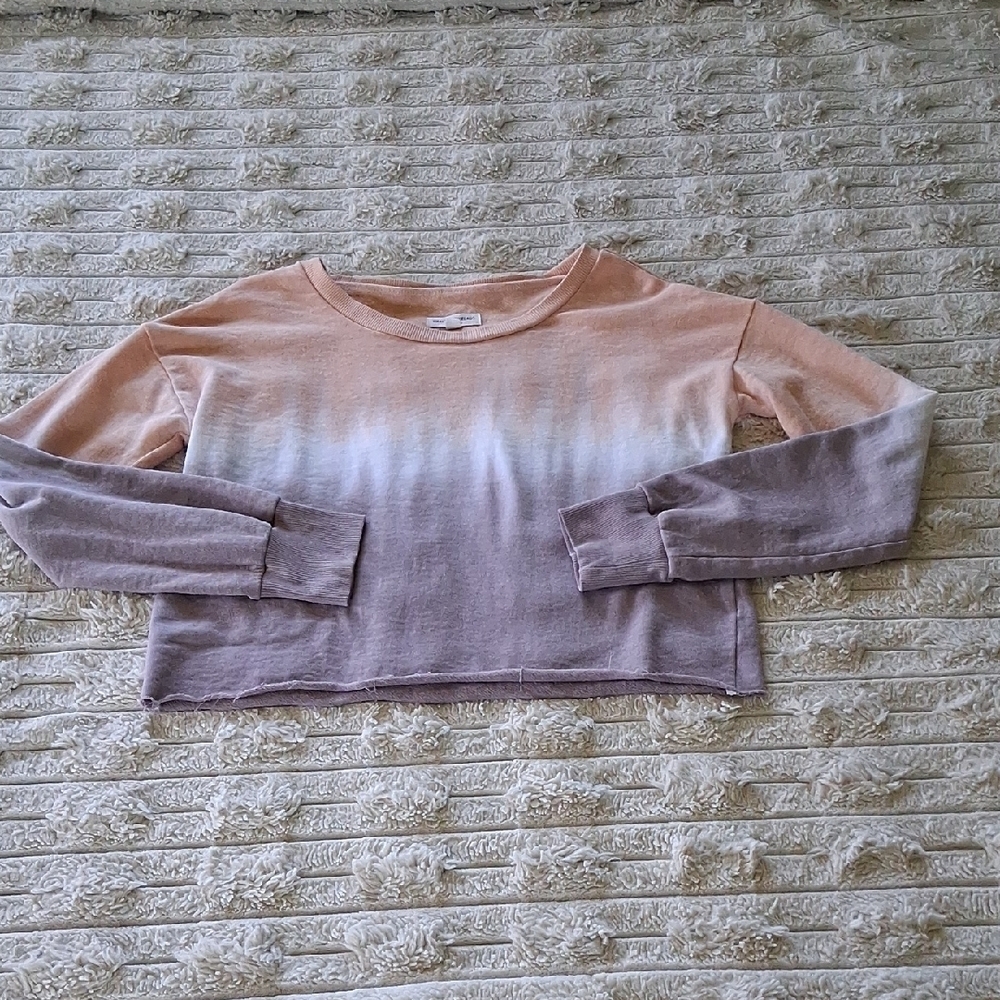 Grayson Threads Pink and Gray Long Sleeve Cotton Blend
Crop Sweatshirt